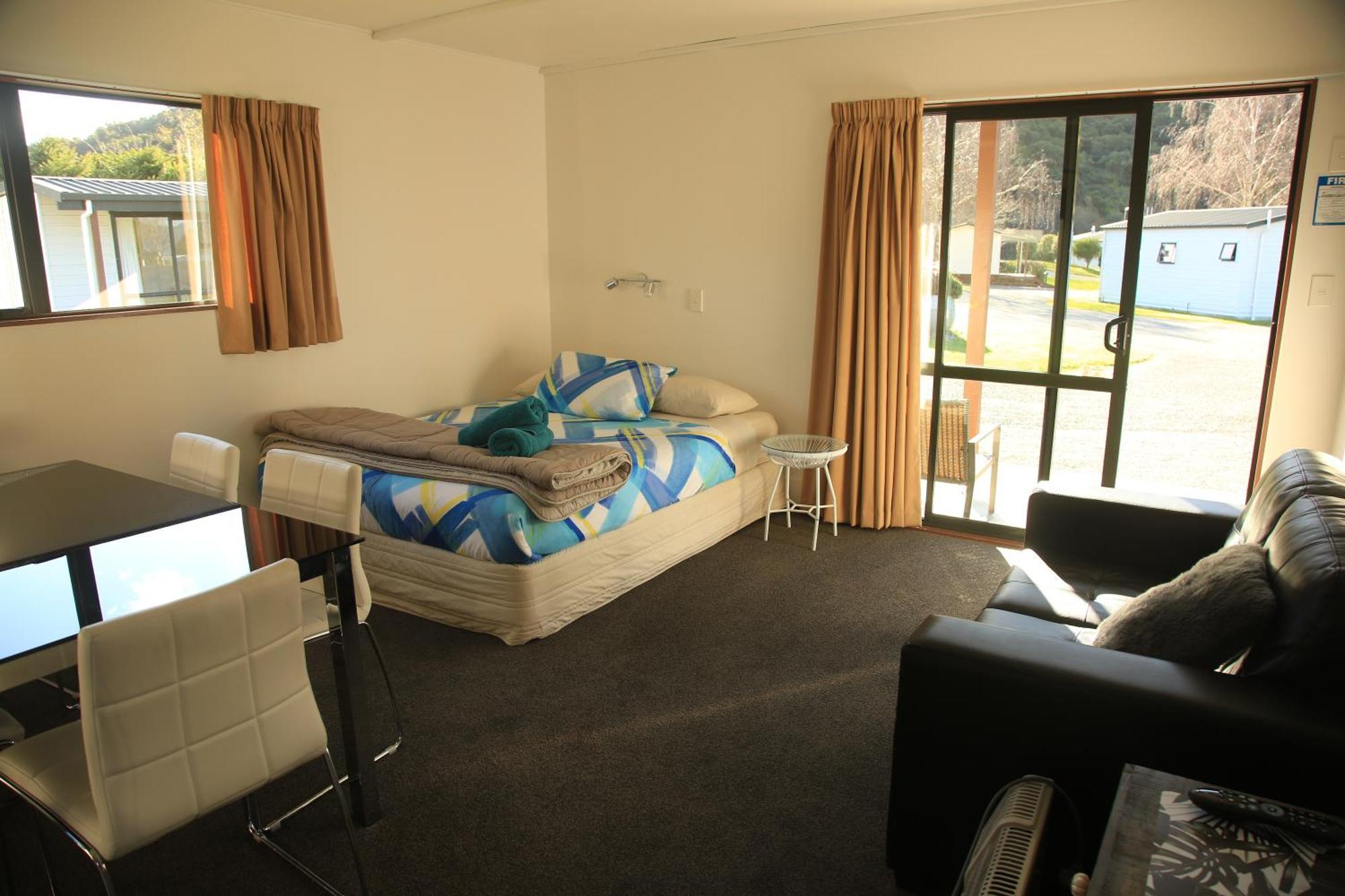 Parklands Marina Holiday Park Picton Eksteriør bilde